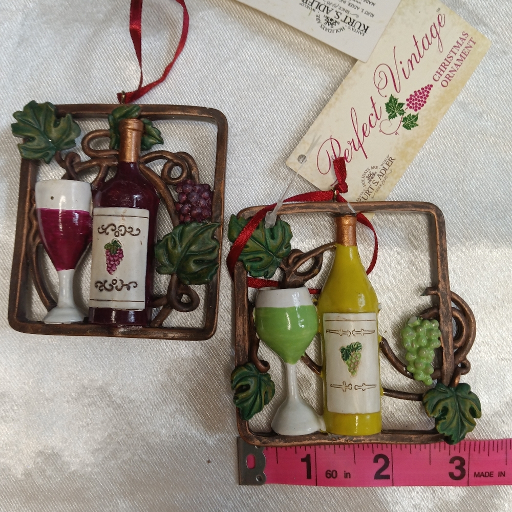 2 beautiful wine picture frames